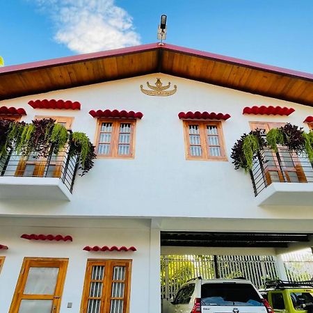 A Luxury Duplex In Dili City, Timor-Leste Exterior photo
